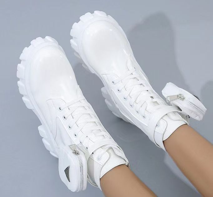 ⚡LADIES BOOT PRADA ⚡High quality women/ ladies ANKLE BOOTS classic boots easy to walk with or drive with 🔥⚡Adorable ladies boots very cute and admired with a pocket❤‍🔥 CUTE ones as in picture🔥⚡