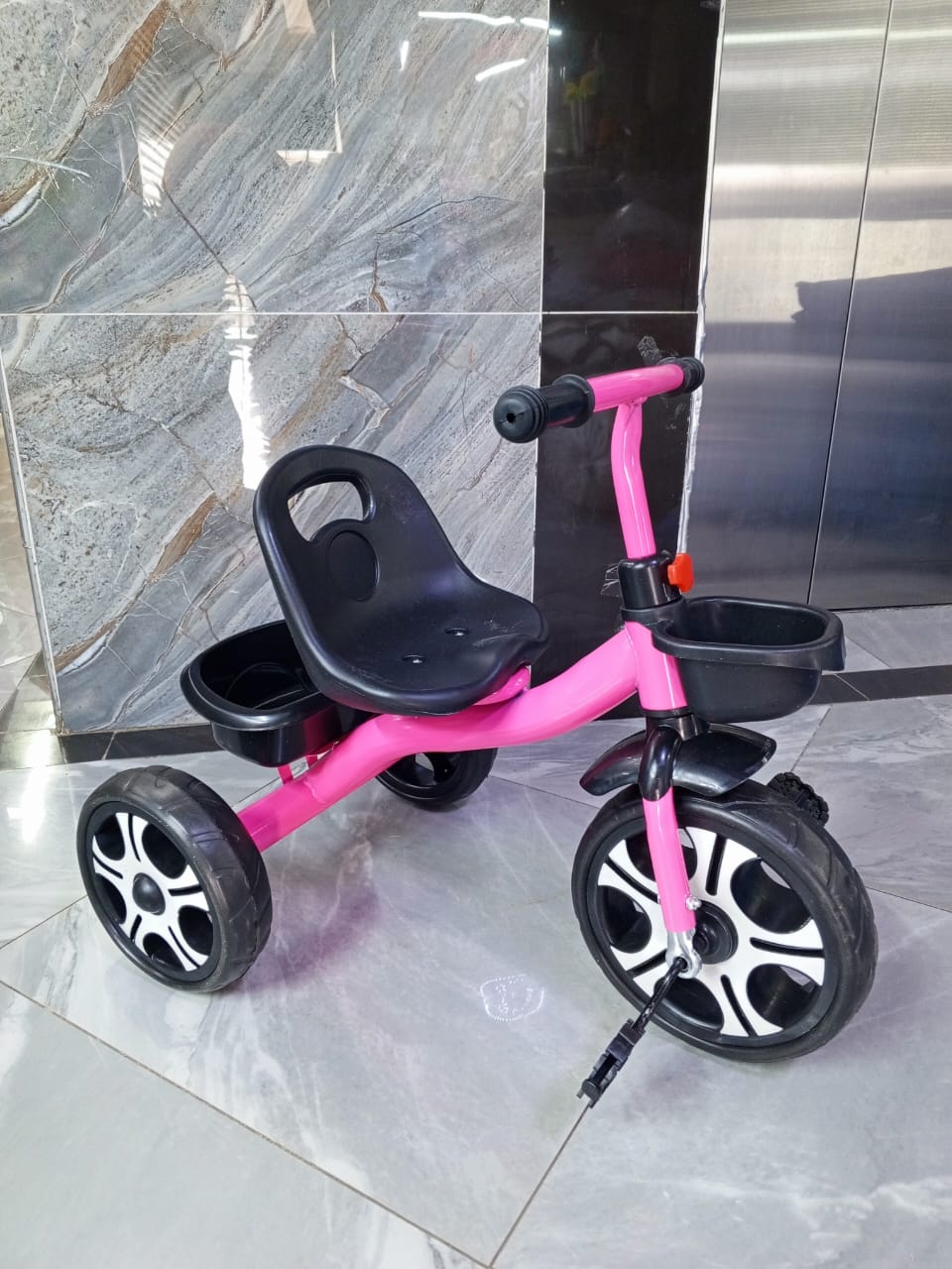 KIDS TRICYCLE. Kids Bike Tricycle Bicycle For Children 1-5 Years