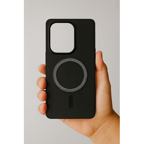 TPU material Cover designed for INFINIX HOT 50 PRO PLUS, main features include: 1. Made of high quality TPU material that provides a soft feel and has a more comfortable grip. Anti-slip smooth finish