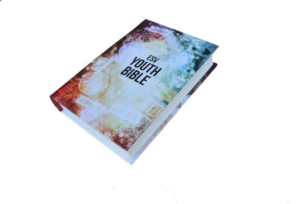 E.S.V YOUTH BIBLE (Compact Edition)