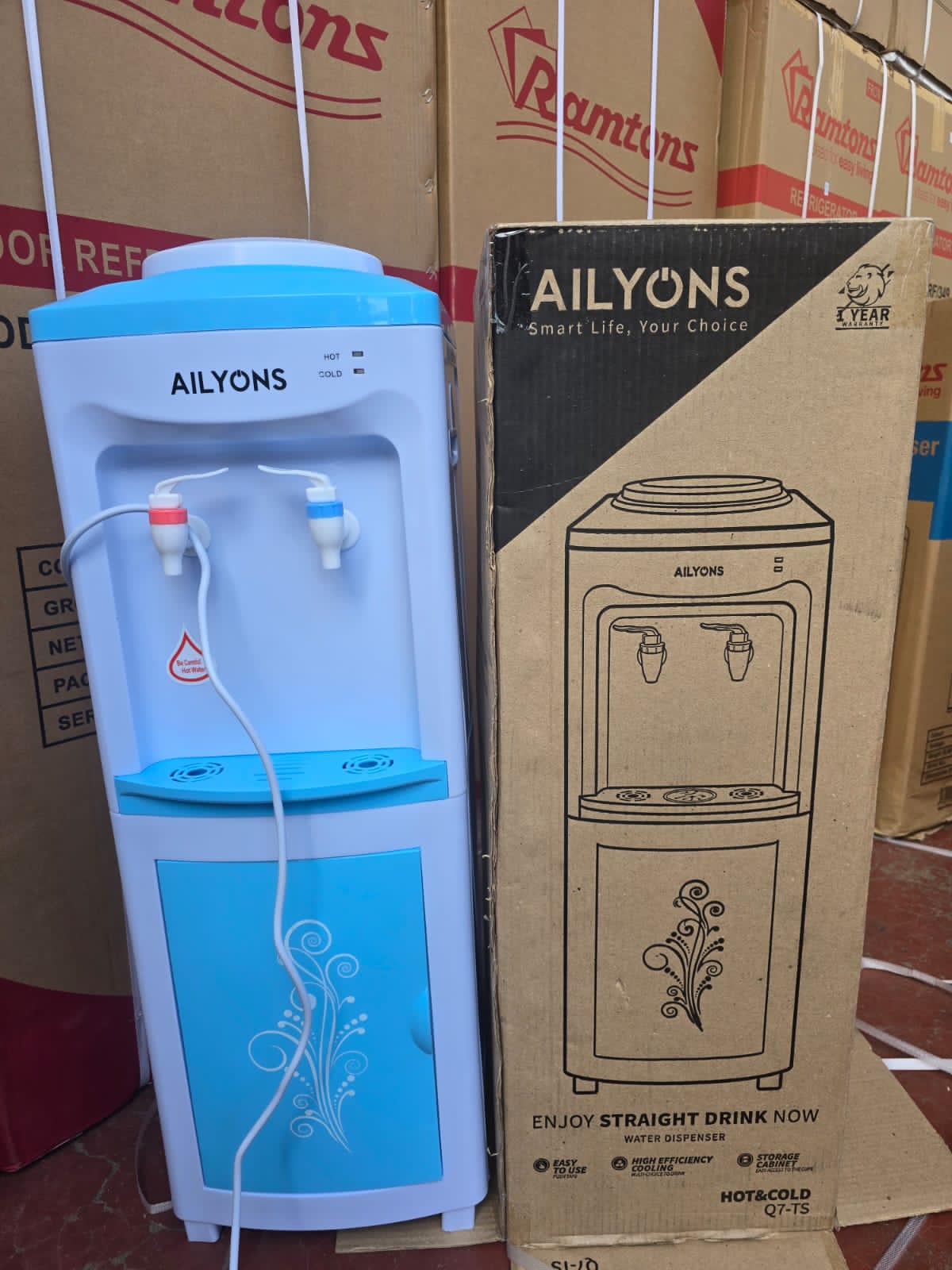 Ailyons 2 taps hot and cold water dispenser Compact design suitable for countertops or small spaces.