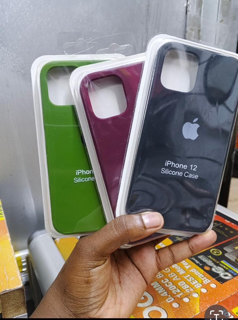 iphone 12/12pro silicone phone case