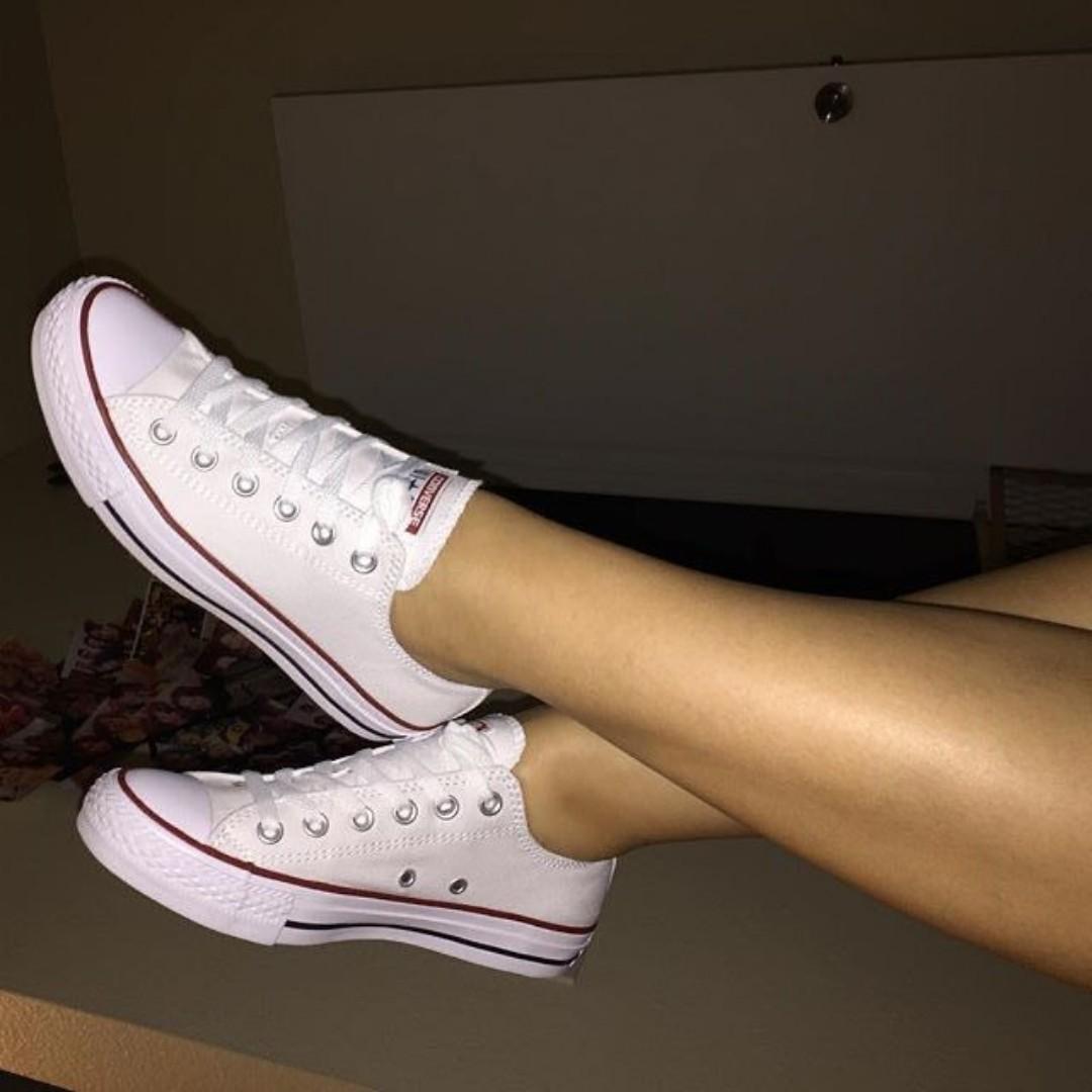 ORIGINAL WHITE ALL STAR RUBBER, VERY COMFORTABLE AND FASHIONABLE RUBBER SHOES. UNISEX, LADIES AND MENS RUBBERS.