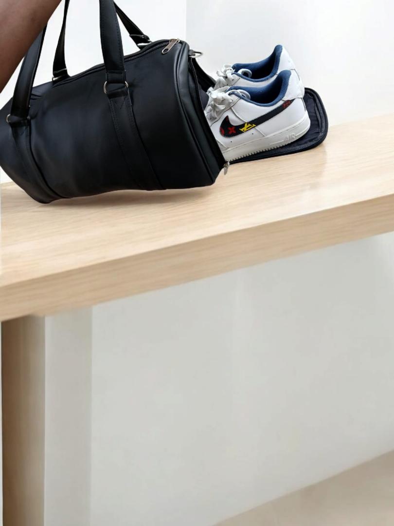 Fashion Leather Travel Bag Large Duffle Independent Big Fitness Bags with shoe compartment Handbag Bag Luggage Shoulder Bag Men Zipper Pu