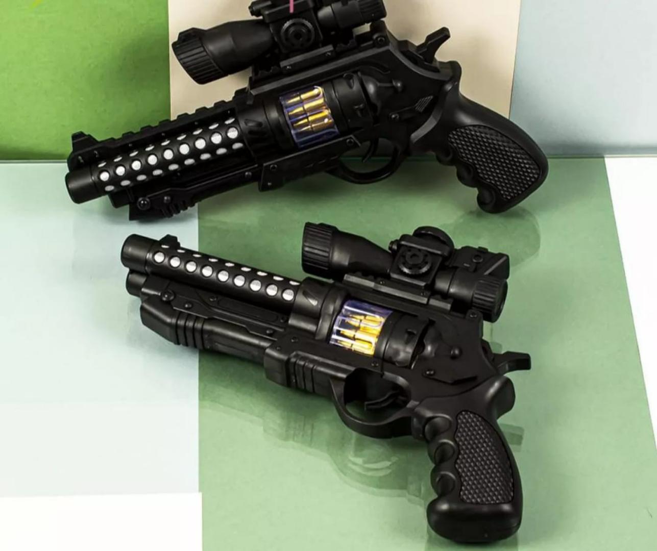 Toy Gun Battery Operated With Sound And Lights