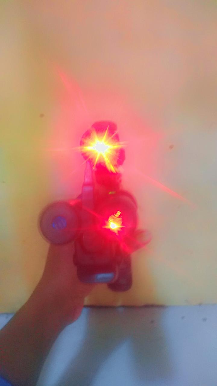 Toy Gun Battery Operated With Sound And Lights