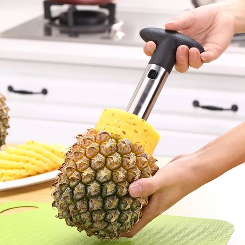 Stainless Steel Pineapple Peeler Pineapple Corer Slicer Fruit Cutter Easy Slicer Peeler Kitchen Gadget.The pineapple peeler comes with a durable stainless steel blade that
can easily slice through pin
