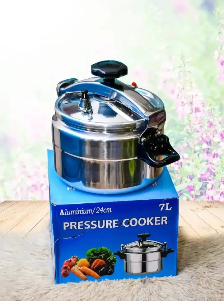 ⭕️✔️Cook To Perfection 📍😋Aluminum Pressure Cooker Explosion Proof High Grade Brand.Explosion-proof aluminum pressure cooker

High-grade polished finishing

Capacity:5L/7L/9L/11L/15L

Thickness:2.2mm