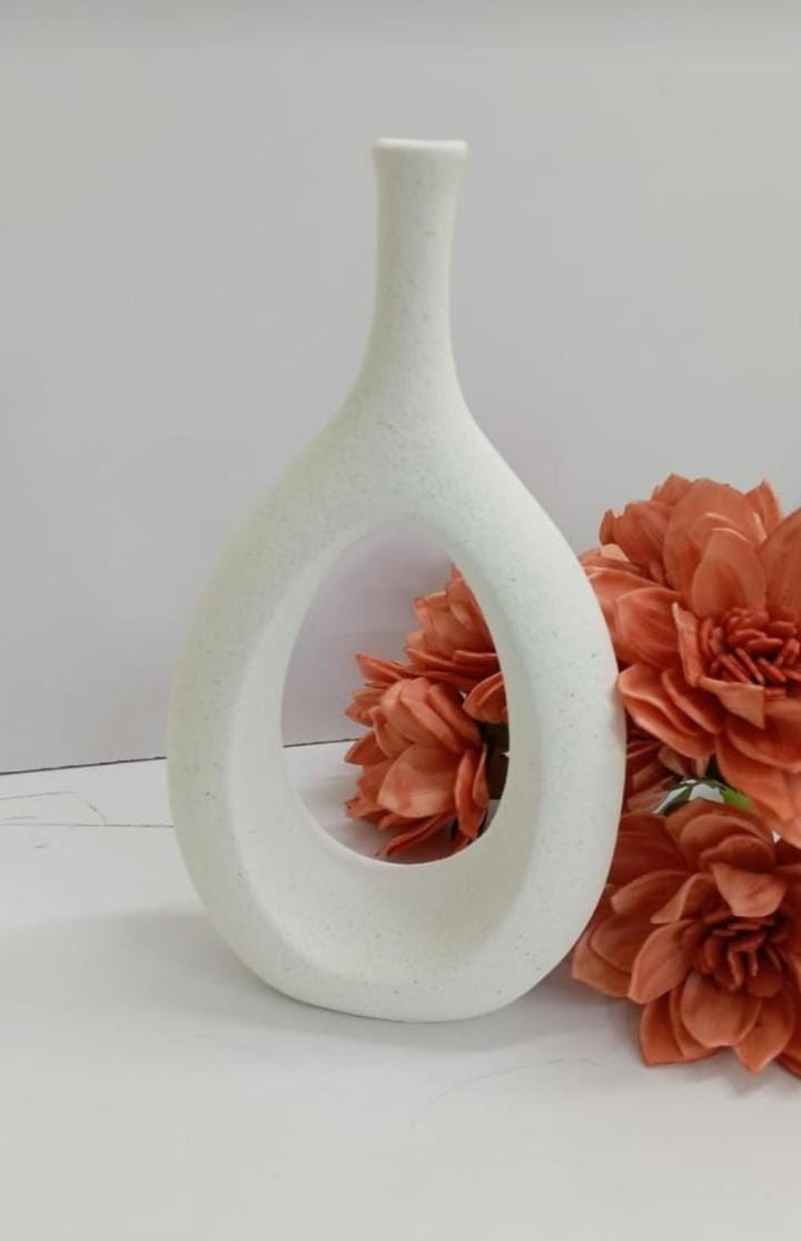 NORDIC Doughut VaseRound Hollow Vase Frosted Round Ceramic Vase Nordic Minimalist Style Decor for Wedding Table Party Living Room Office Bedroom