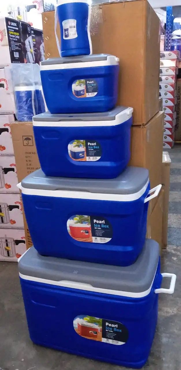 uken ice cooler box with superior double layer insulation cooler box for ice cream and other uses
