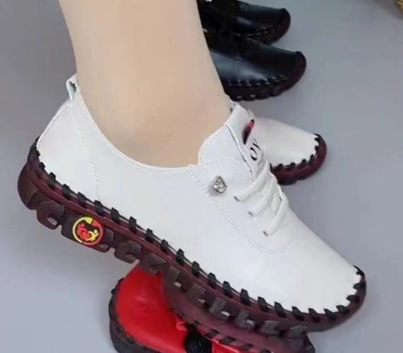 New Arrival 💯 High Quality🔥 New Design 💯 ladies Cute Ladies leather loafers 🔥 sneakers for women fashion shoes