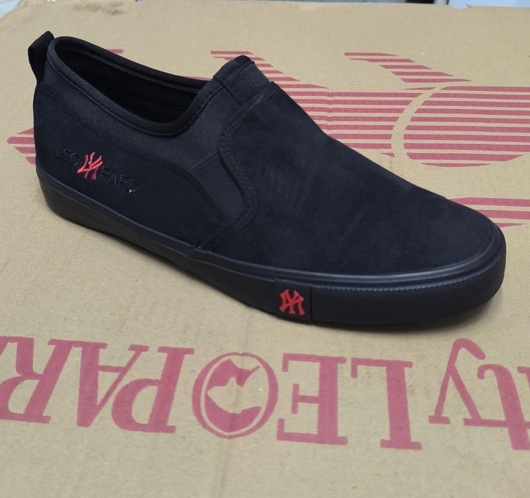 High 🔥 quality ⚡💥 Men's suede leopard men's fashion 👌🏽 rubber official rubber loafers