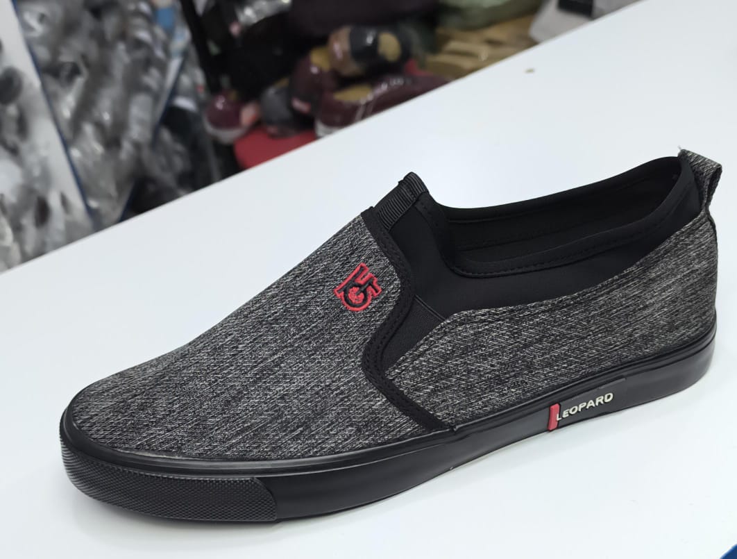 High 🔥 quality ⚡💥 Men's suede leopard men's fashion 👌🏽 rubber official rubber loafers