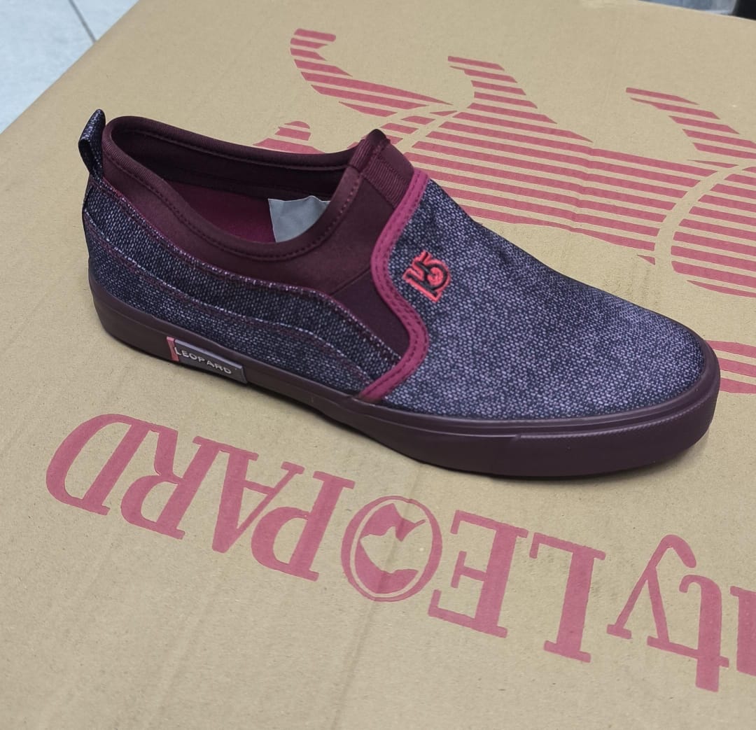 High 🔥 quality ⚡💥 Men's suede leopard men's fashion 👌🏽 rubber official rubber loafers