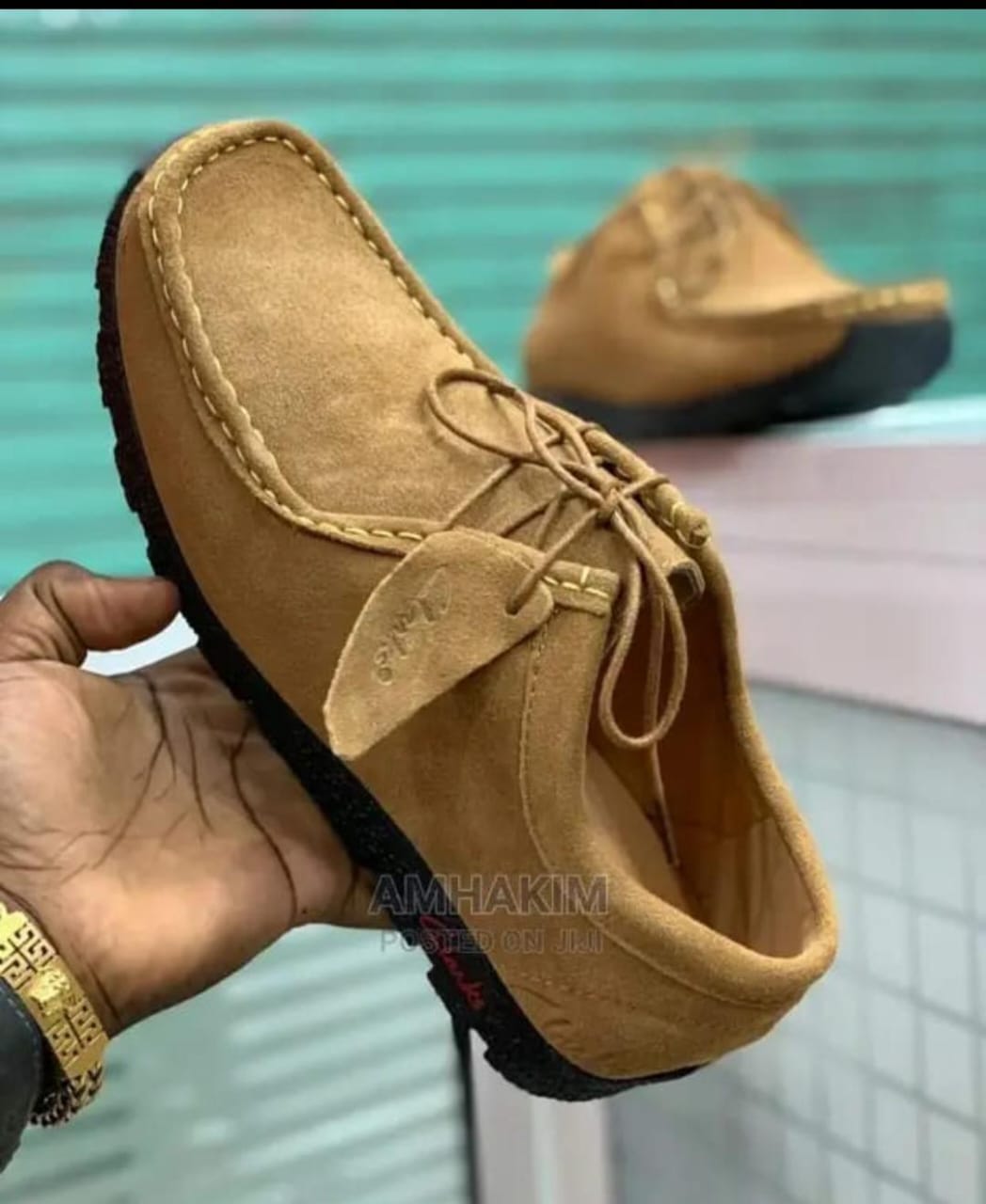 👞✨ Classic Clarks WALLABIES Suede Loafers – Comfort, Style & Everyday Elegance ✨👞Step out in timeless style with these premium suede loafers, designed for men who value comfort, durability