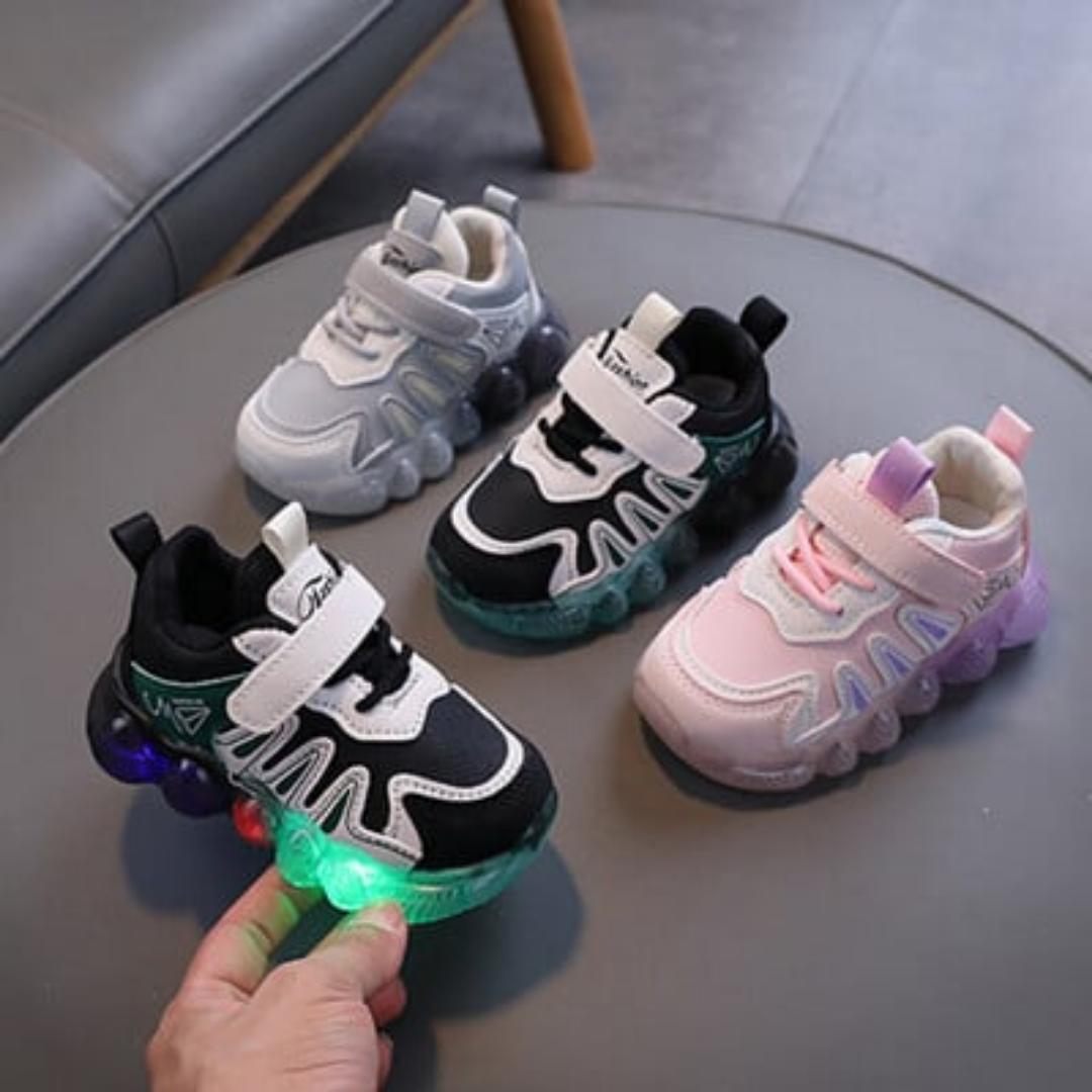 Kids sneakers
