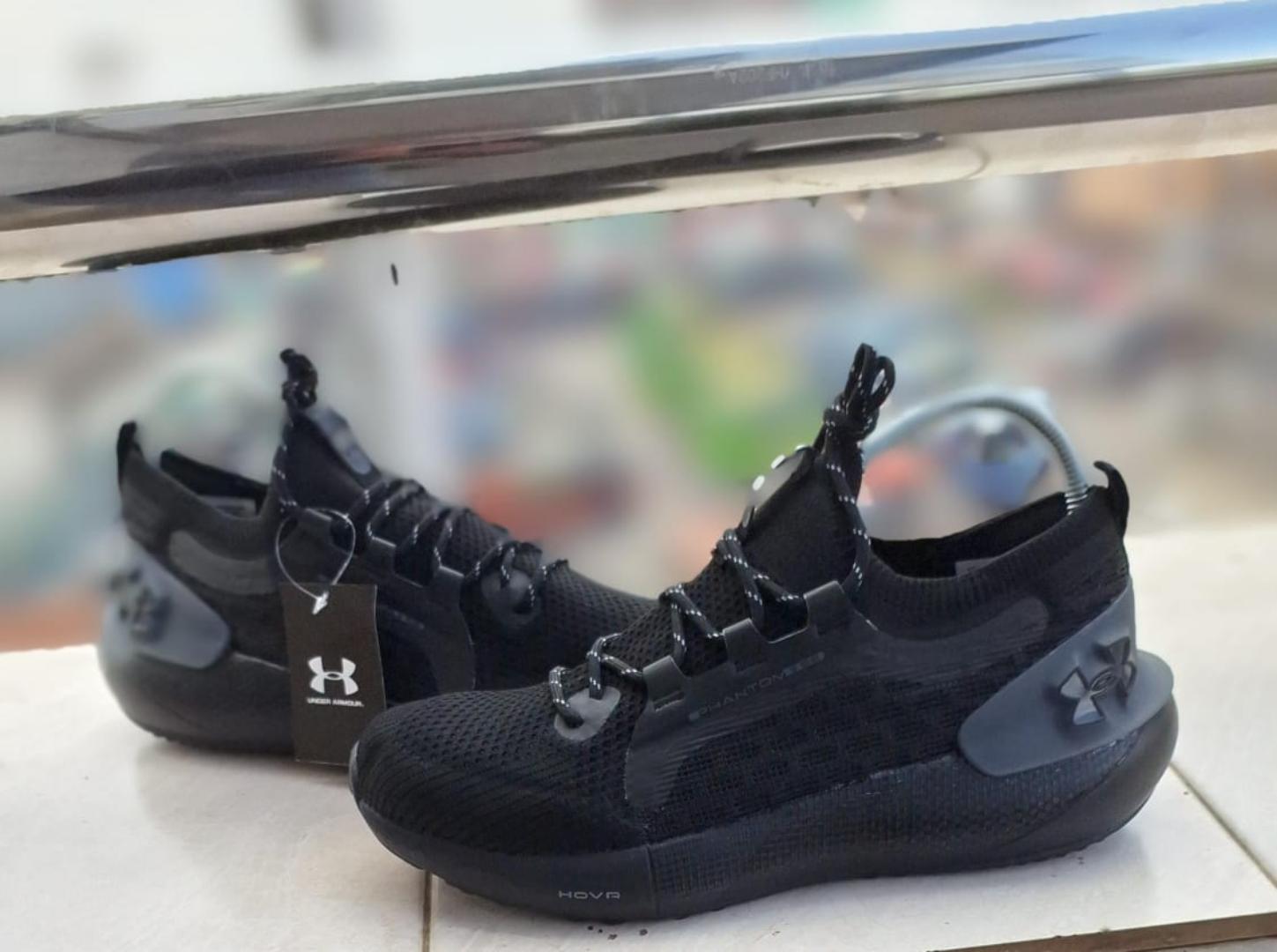 Under Armour HOVR Phantom