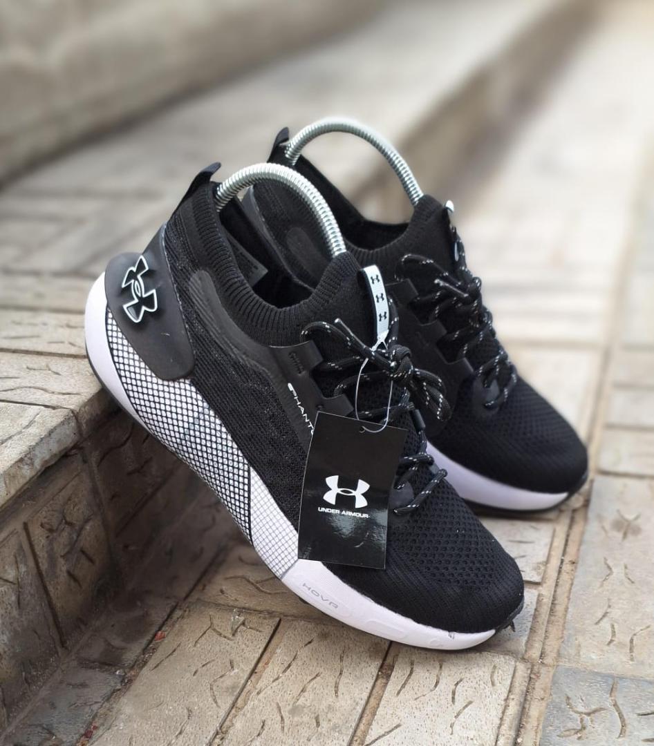 Under Armour HOVR Phantom
