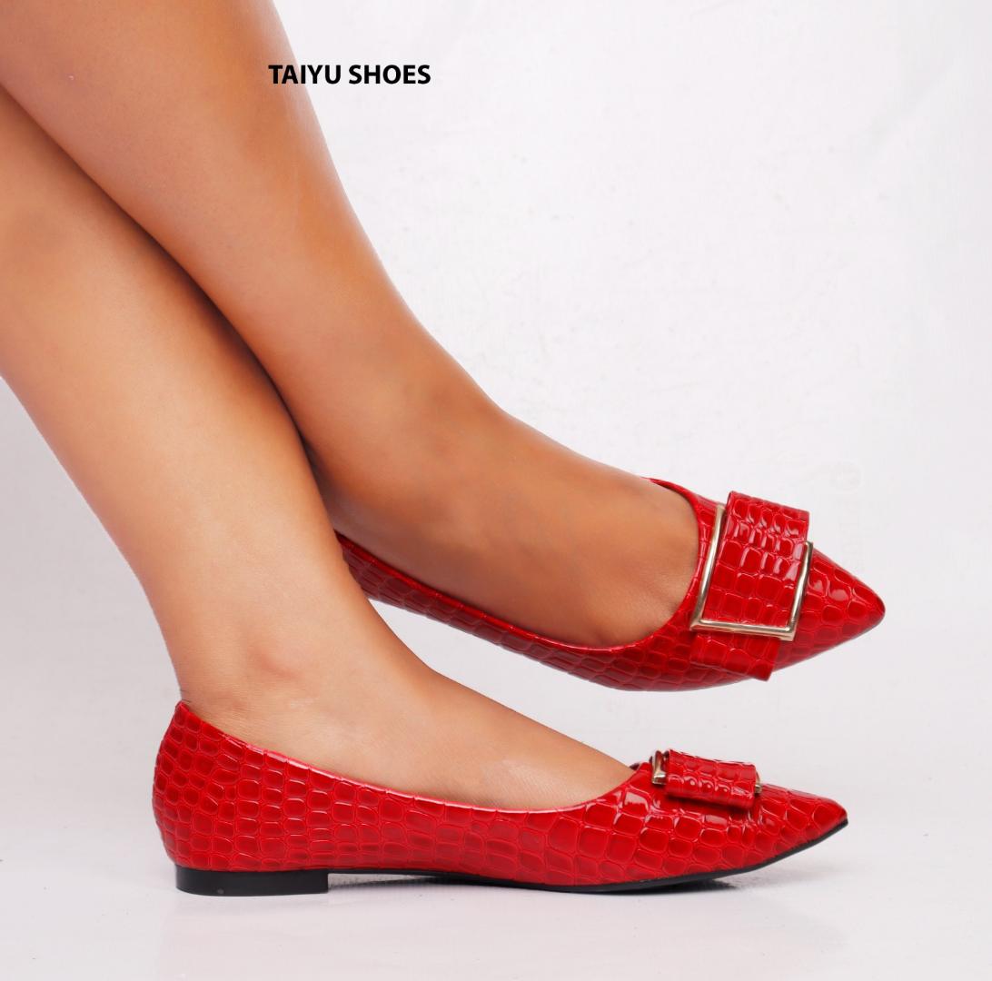 Taiyu Ladies Quality Flat Official Women Shoes