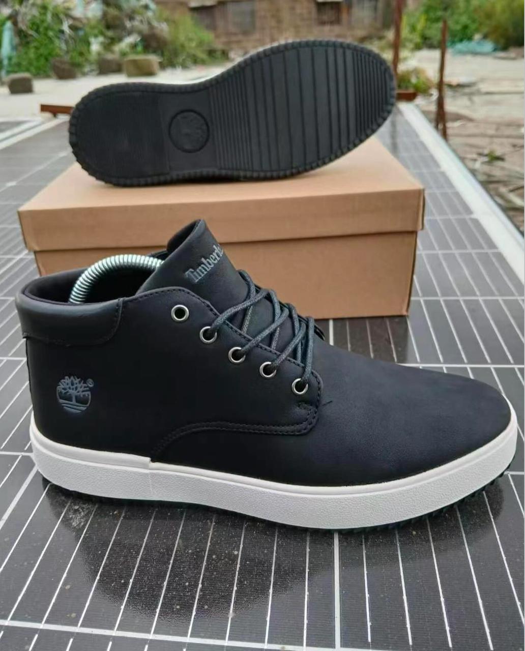 Durable and Stylish Brown Leather Timberland Boots for Men - Waterproof, Slip-Resistant, and Comfortable Footwear for Casual Outfits and Outdoor Activities - High-Quality Leather Work Boots