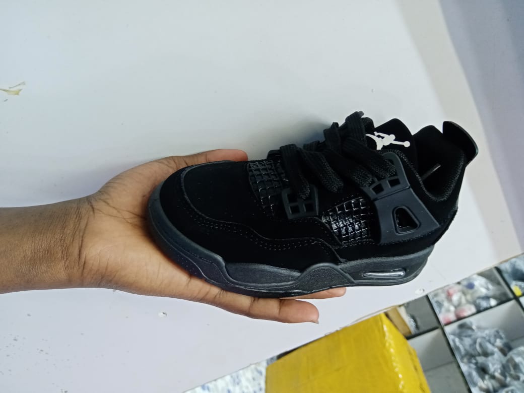 HIGH QUALITY ⚡JORDAN 4 high quality j4 thunder red sneakers original fashion leather men shoes ❤️‍🔥🔥 new arrival colours available in black, white,blue, green, yellow ,red and as pictures ❤️‍🔥