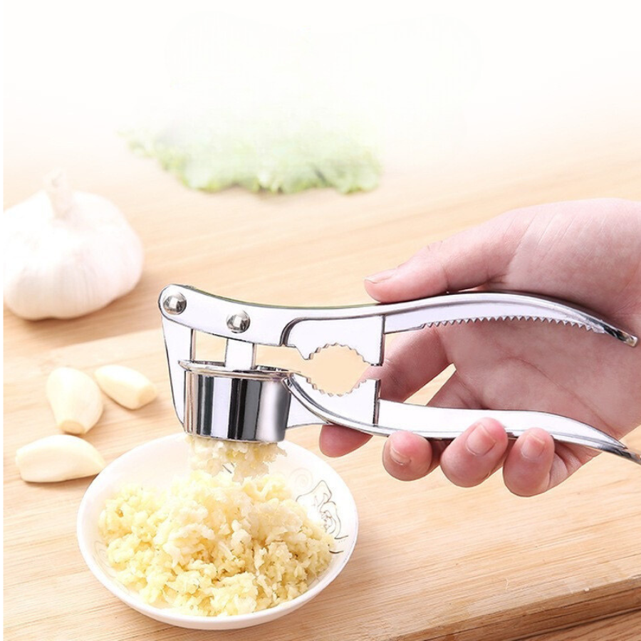 Garlic Press Mincer Ginger Crusher Squeezer Heavy Duty Metal Garlic Presser Chopper Slicer Classic Gadget Kitchen Tool