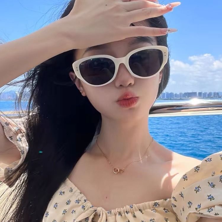 New Korean retro cat eye sunglasses, internet celebrity Instagram, trendy fashion, cross-border personality, high-end sunglasses