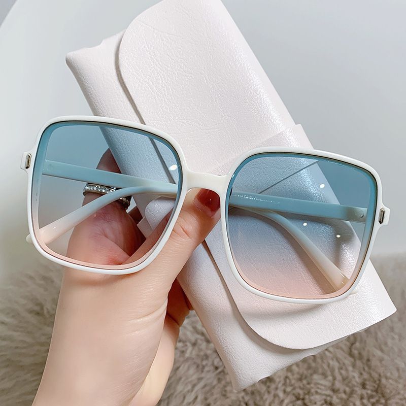 New Rice Nail Square Sunglasses Gradient Sunglasses for Women, Trendy UV Resistant Retro Sunglasses