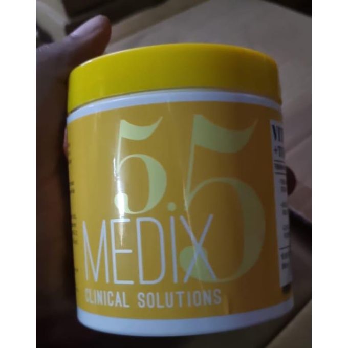 Medix 5.5 VITAMIN C, GINGER & GINSENG BODY CREAM Anti-Aging, & Anti-Dark Spots Firming & Brightening Body Cream Plumps & Moisturizes Removes Wrinkles & Dark Spots 500ml Body Creams