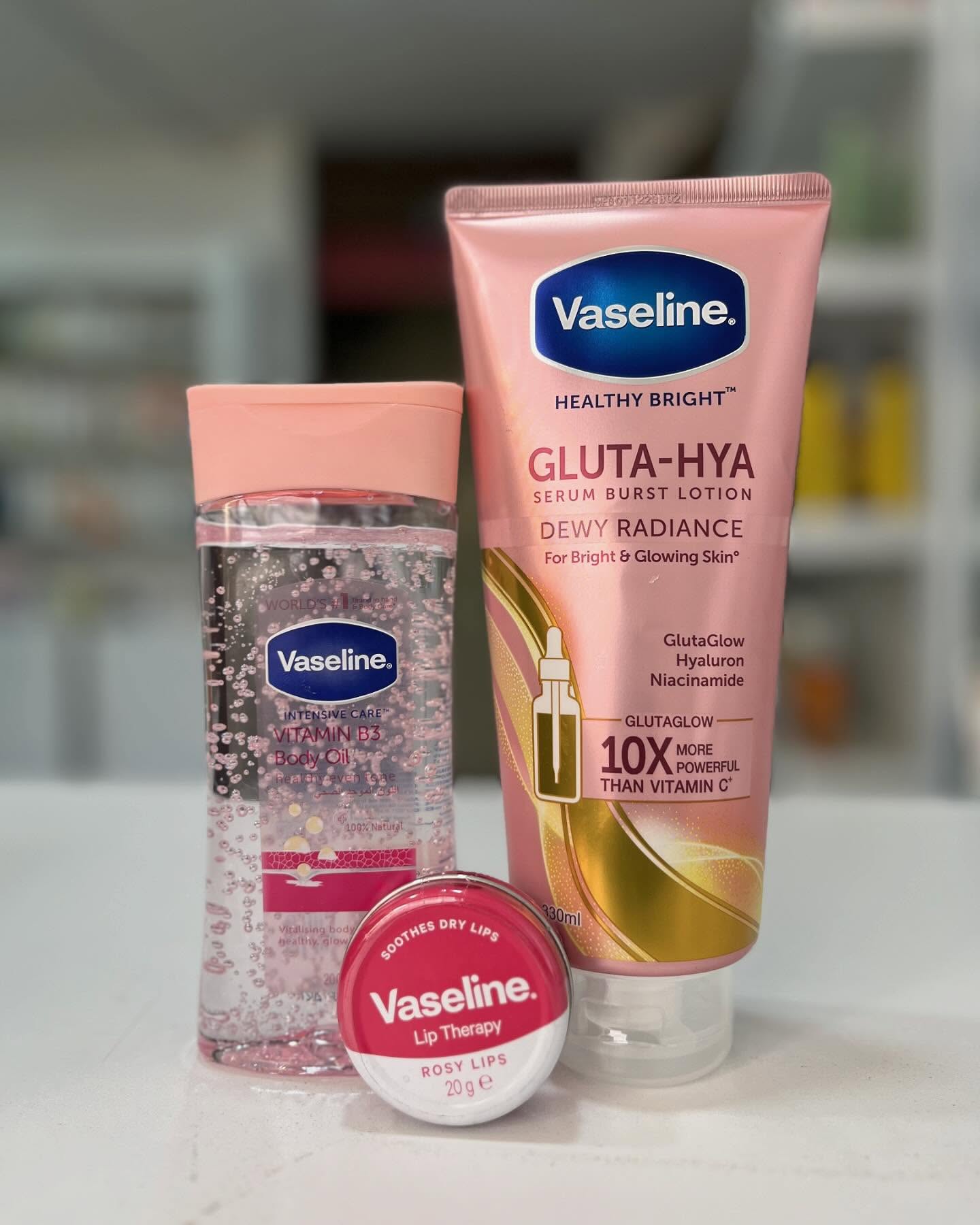 3 Packs Vaseline Set Daily Brightening Even Tone Body Lotion + Overnight Serum + Vaseline Body Oil for Glowing Skin, with Vitamin B3 - 400ml For Radiant Looking Skin in 2 Weeks Vaseline Body Lotion