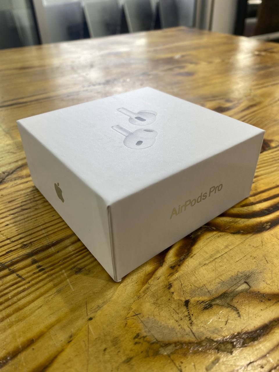 Apple BRAND NEW AirPods Pro (2nd Generation) With MagSafe Charging Case (USB-C)