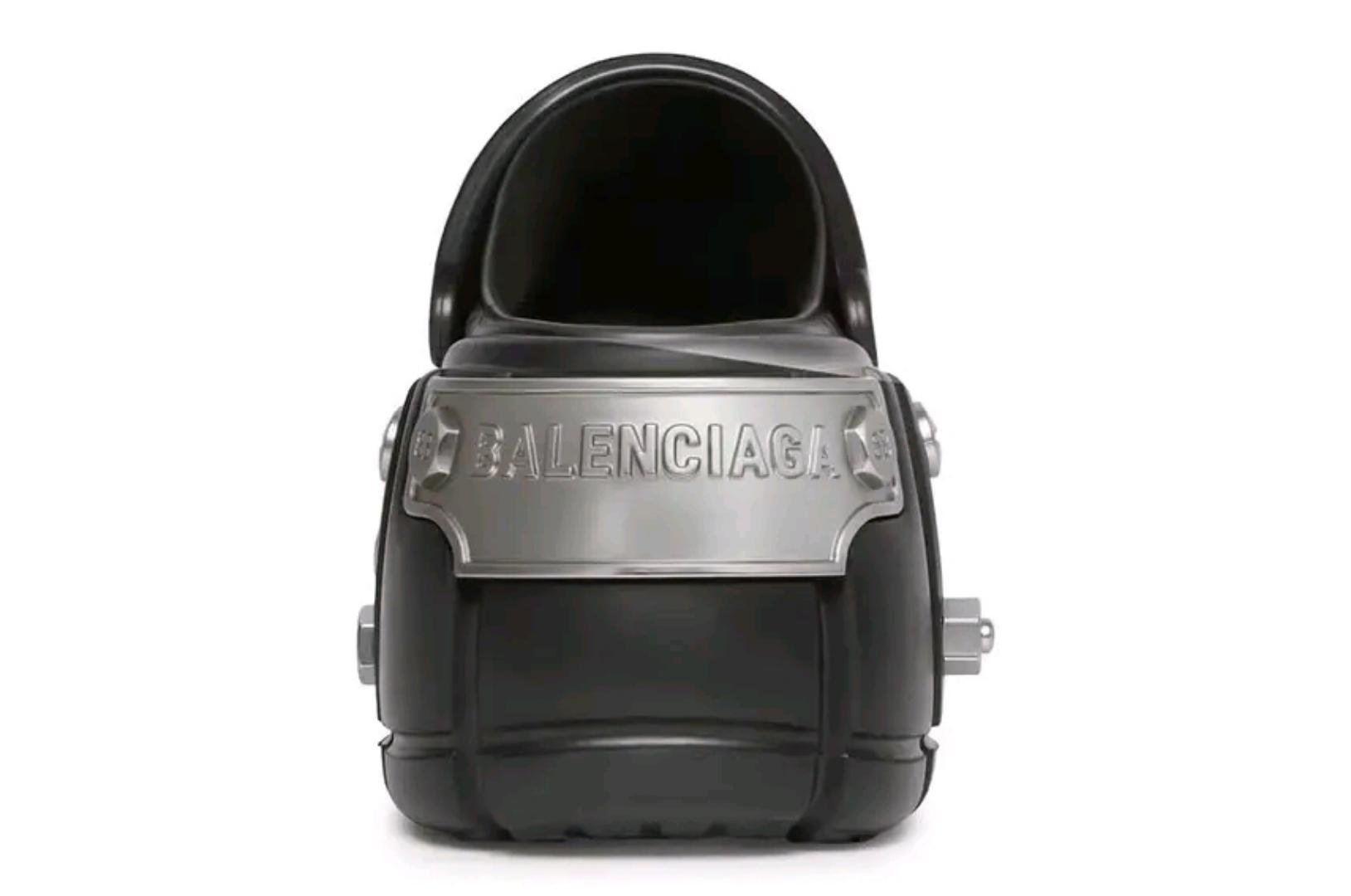 Balenciaga Unisex  Crocs  luxury and comfortable slides