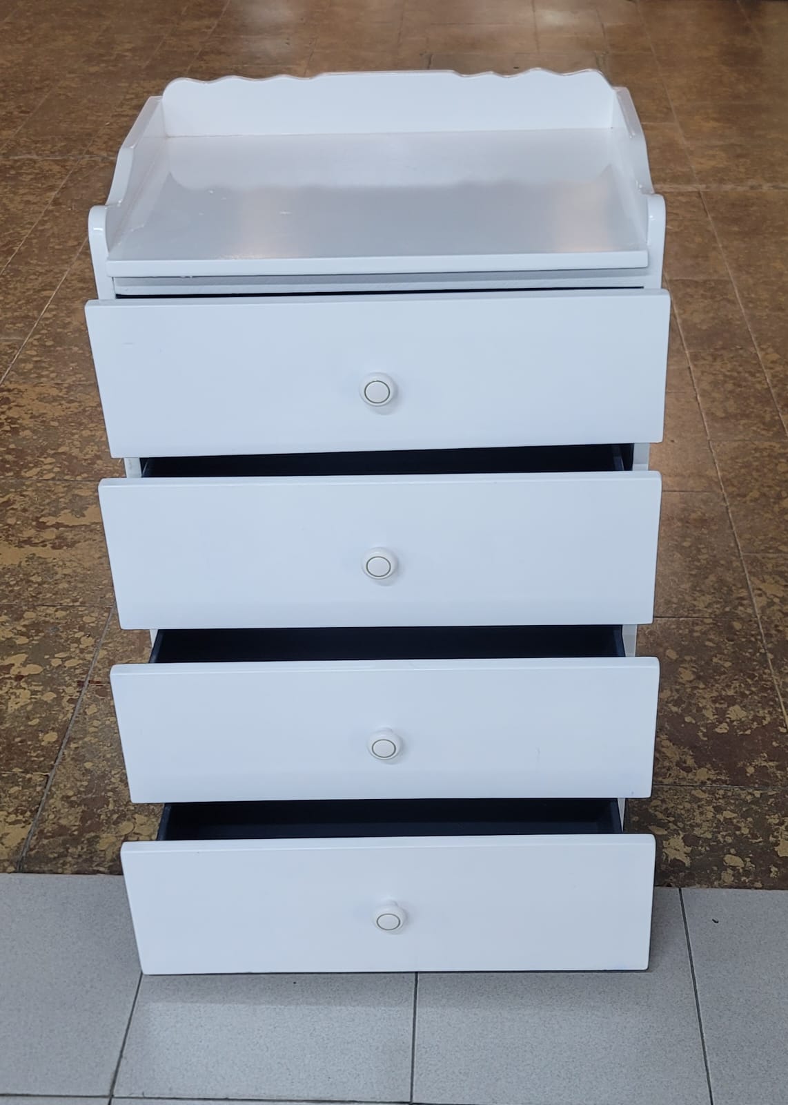 2 x 3Feet chest of drawers