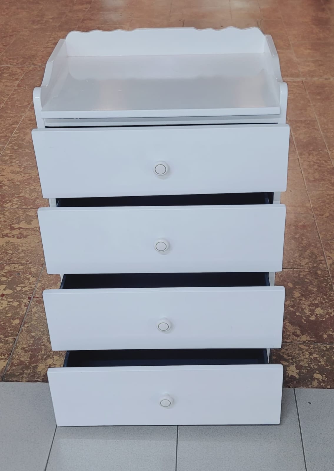 2 x 3Feet chest of drawers