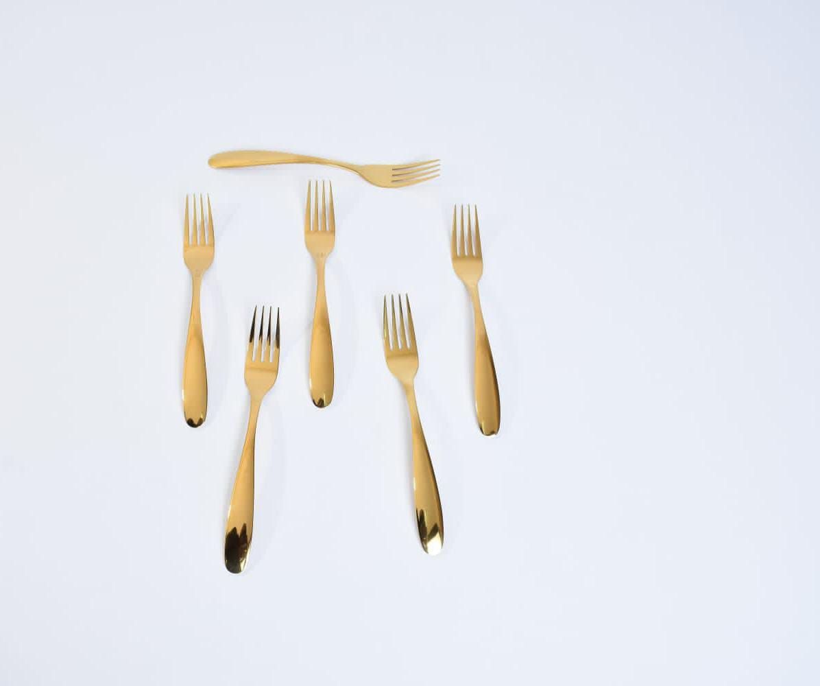 Gold Table Forks Set of 6pcs 20.5cm, Gold Titanium Plating Stainless Steel Dinner Fork Set for Home, Restaurant, Daily Dinning, Easy to Clean and Dishwasher Safe
