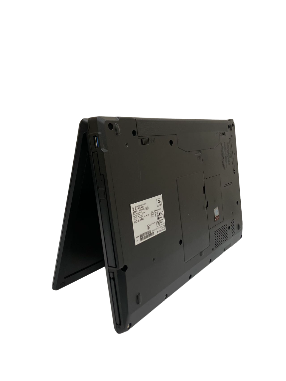 Refurbished: Fujitsu Lifebook A576/S with Intel Core i5, 8GB RAM, and 500GB HDD. Ideal for business tasks and everyday use with a 15.6" anti-glare display