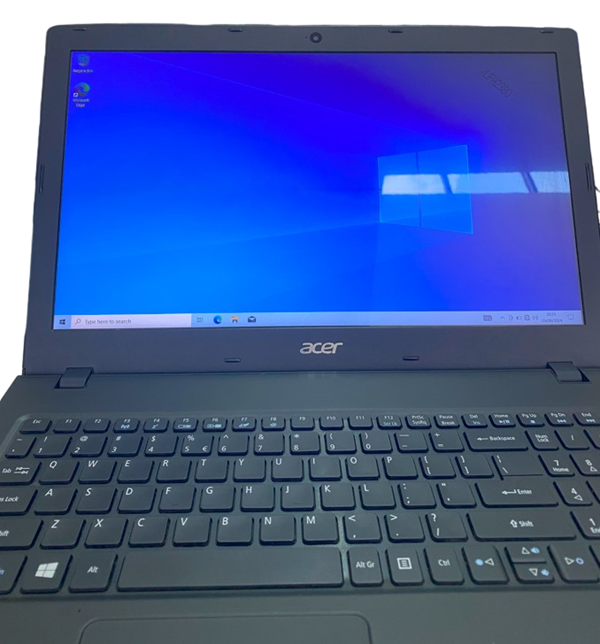 Acer TravelMate TX50 G2 Business Laptop – Intel Core i5-7200U Processor (2.50GHz, 4 Cores), 8GB RAM, 256GB SSD, 15.6" Full HD Display, Windows 10 Pro, NVIDIA GeForce 940MX.