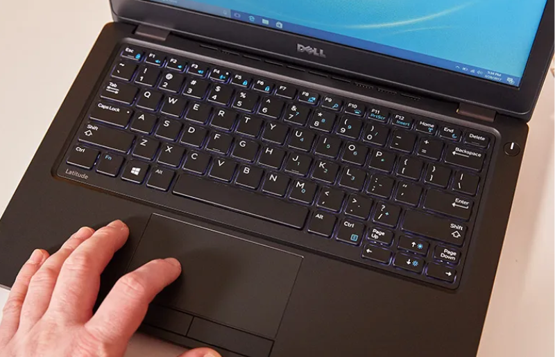 REFURBISHED Dell Latitude 5280 Laptop, Intel Core i3 7th Gen, 8GB RAM, 128GB SSD, 12.5-inch Display, Windows 10 Pro "No Webcam" Notebook Laptop