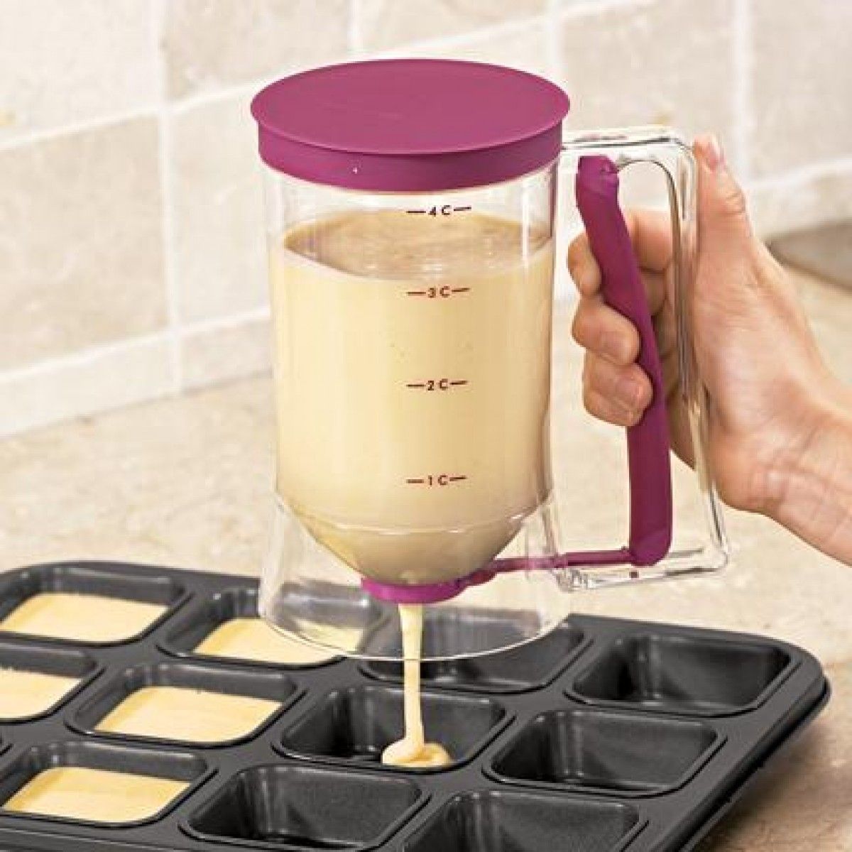 Batter dispenser ,Cake Batter Dispenser with Measuring Label for Cupcakes Muffins Baking Tool