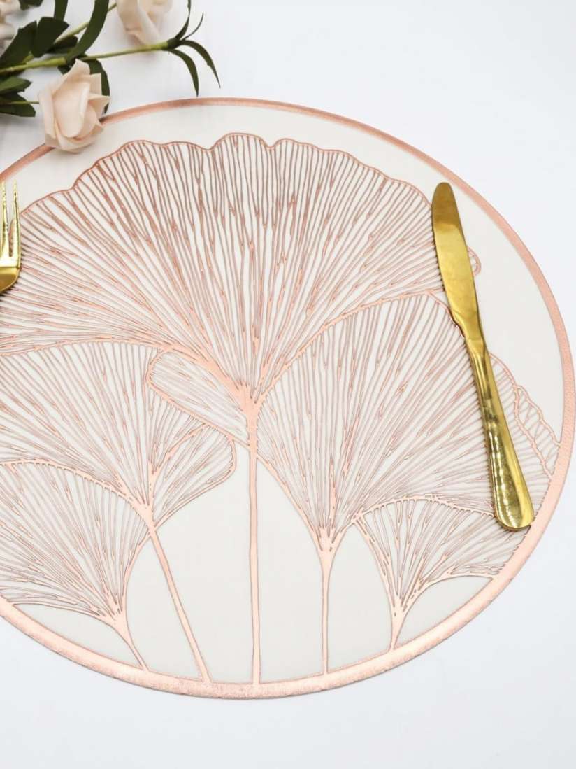 6 pcs Waterproof non woven table mats available in silver and golden