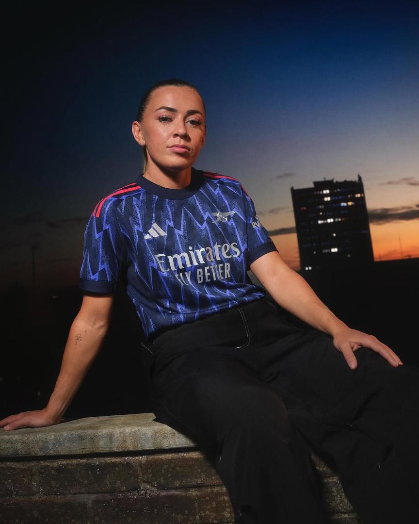 ARSENAL NEW 2025/26 ORIGINAL AWAY PLAYER VERSION KIT.