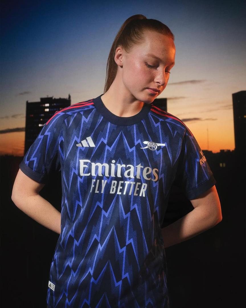 ARSENAL NEW 2025/26 ORIGINAL AWAY PLAYER VERSION KIT.