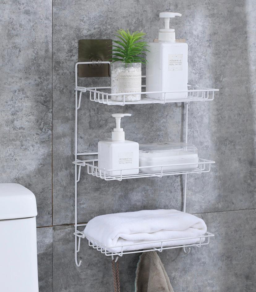 Metallic hanging bathroom organizer