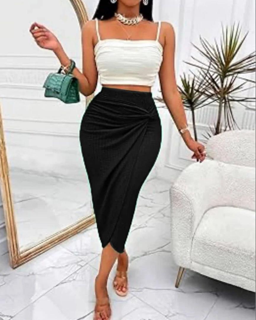 Latest Trending Classy/Stylish Fashion Ladies Two piece set Skirt &Top Pink