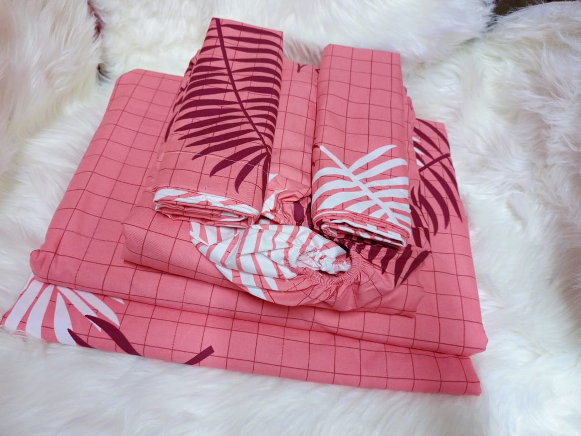 Cotton 6*7 Pattern 5 pcs mattress cover.1 pc fitted bedsheet (mattress cover),2 pcs flat bedsheets and 2 pillow cases The size is 6 by 7 hence can fit at all beds both 6by6,5by6 and 4by6.. Its soft, s