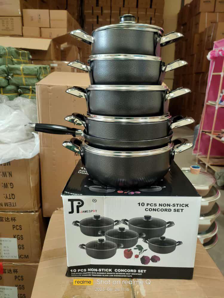 COOKWARE SET. James Pot Black Cookware Set, Heavy duty, Supports induction cooking, Non-stick, Easy to maintain and clean, Can be used on any stove, gas burners, electric coils and ovens