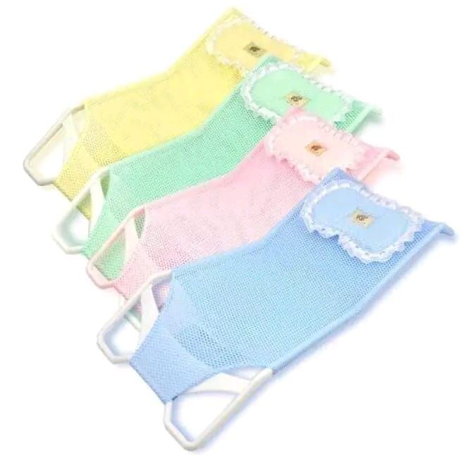 baby bathnet The material is made of cotton, which is breathable and safety. You can secure your baby have a comfortable bath shower