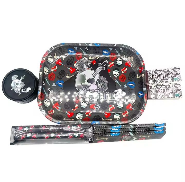 Metallic rolling tray set.