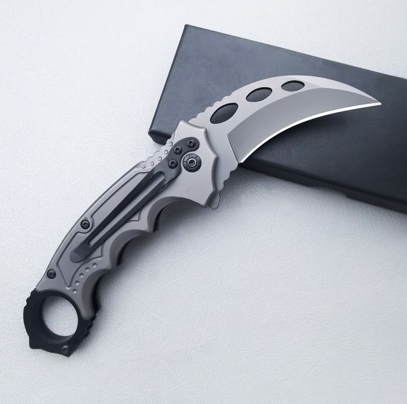 Stainless steel outdoor claw folding knife.