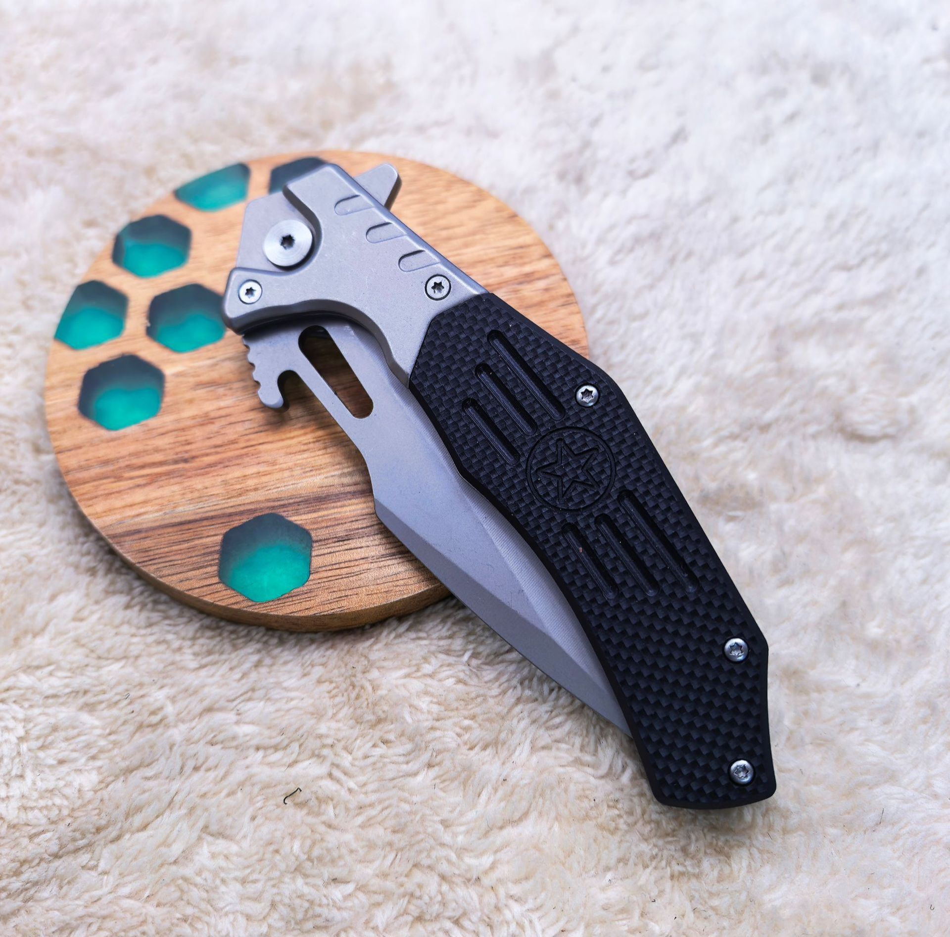 Stainless steel Outdoor Folding Knife. Camping hunting tool